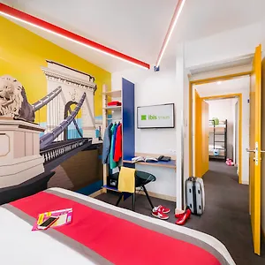 Ibis Styles Citywest Ξενοδοχείο