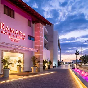 https://freij-resort.hotelsatayianapa.com